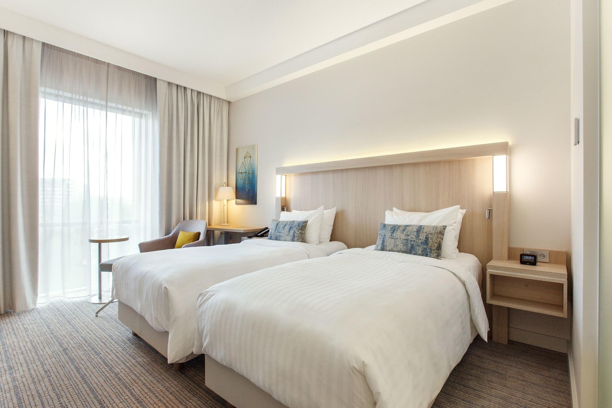 Courtyard By Marriott Bucharest Floreasca Eksteriør bilde