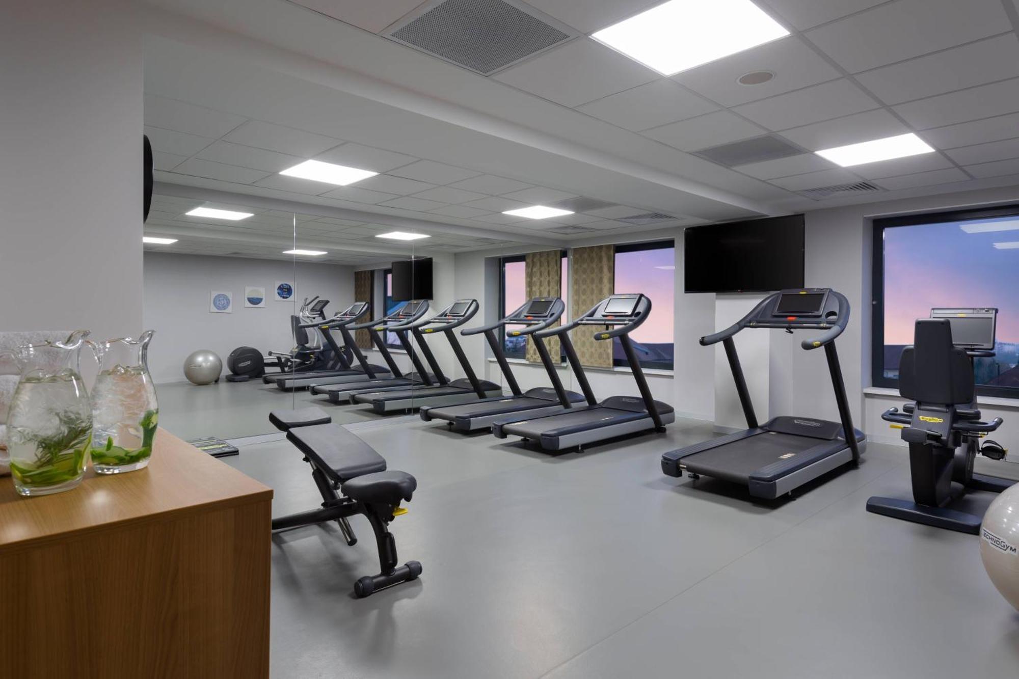 Courtyard By Marriott Bucharest Floreasca Eksteriør bilde