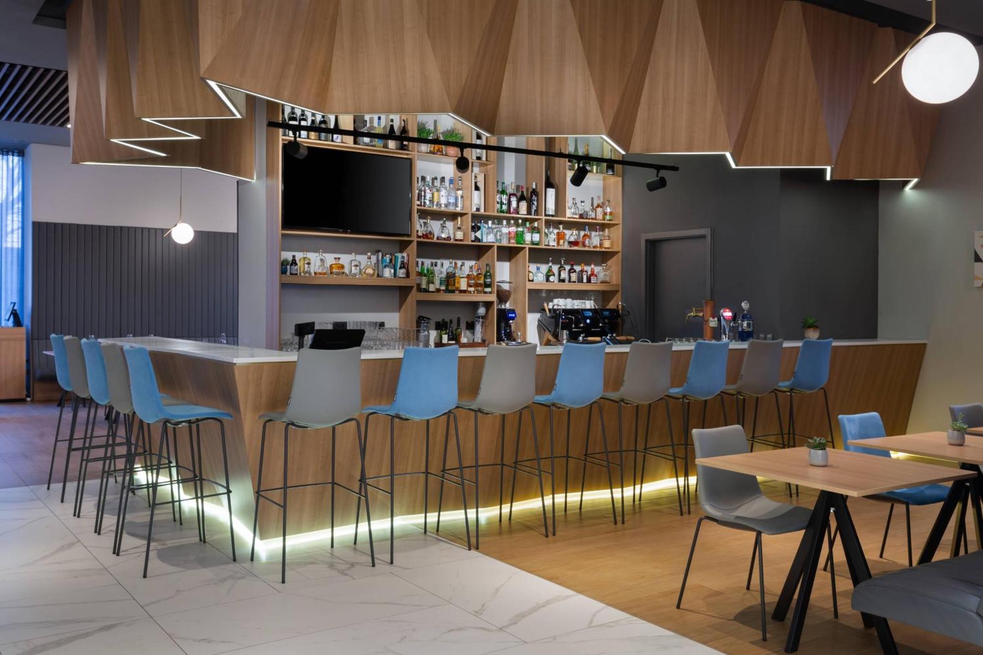 Courtyard By Marriott Bucharest Floreasca Eksteriør bilde